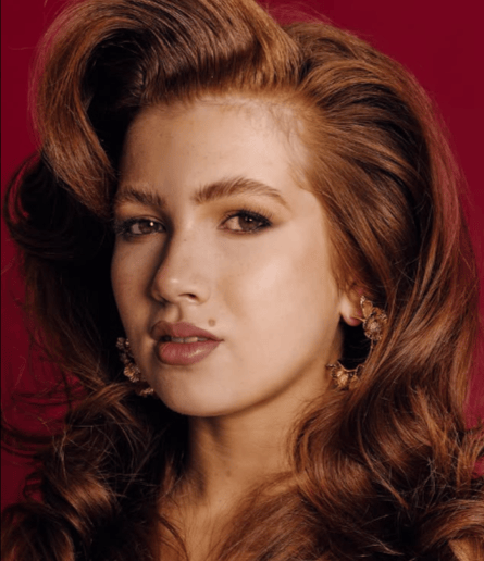 Hairdresser Tips for a Great 90s Style Blowout